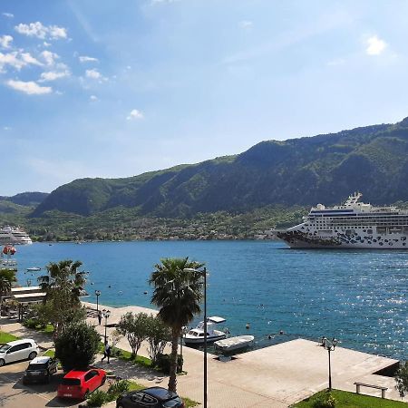 Apartamento Luxury Flat With Amazing View Ines Kotor Exterior foto